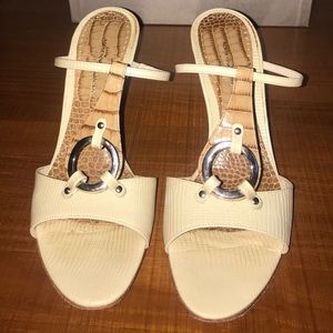 Adrienne Vittadini, cream 3” heel, leather sandals